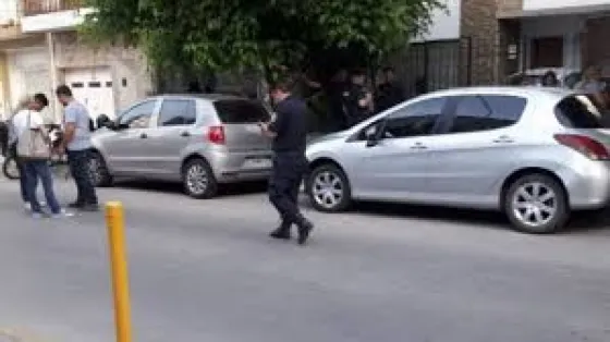 Se olvidó a su bebé en el auto y murió asfixiada