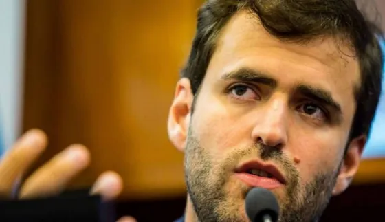 Estrada: “El bono de fin de año no resuelve nada, queremos trabajar sobre el sueldo real”