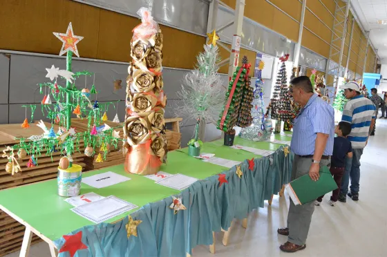 Inscriben para el concurso de arbolitos navideños