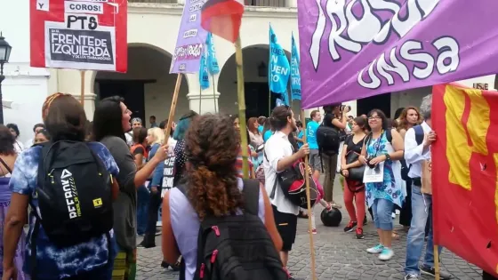 Salta marcha para pedir por la Eliminación de Violencia Contra las Mujeres