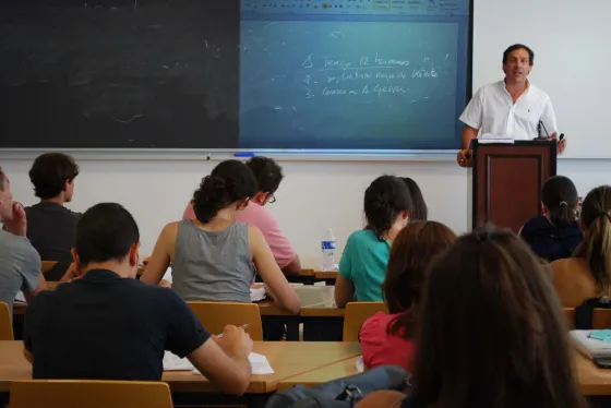 Un chanta: Confirman la condena a un falso profesor