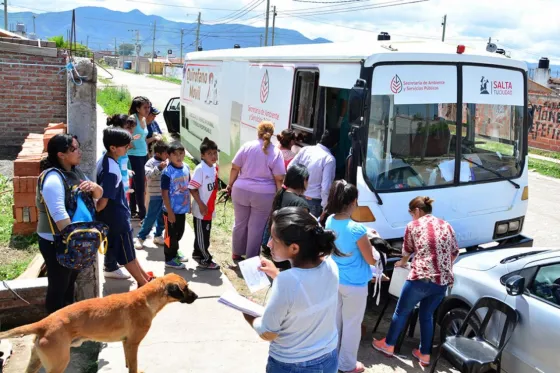Continúa la campaña de vacunación y castración en los barrios