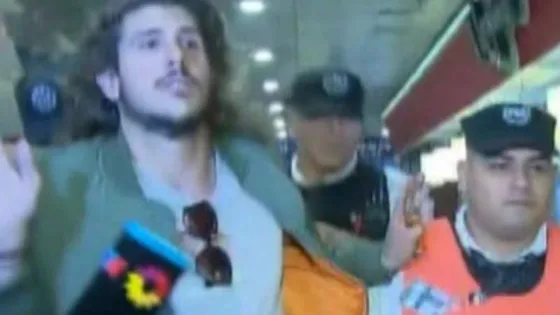 Así se llevaban detenido al hijo de la fiscal acusado de abuso. VIDEO