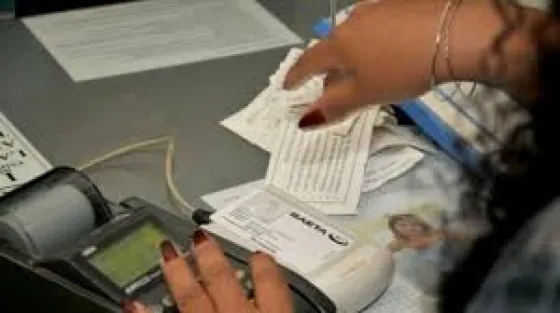 Continúa la recarga del boleto solidario