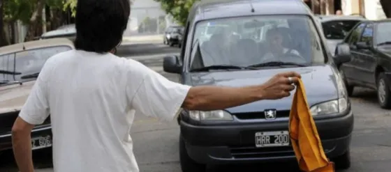 Aprobaron la ley que prohíbe a los trapitos y limpiavidrios