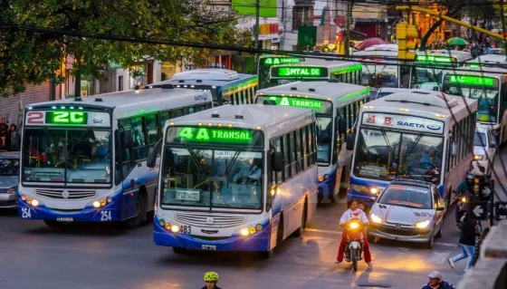 Todos contra Saeta: las medidas de la empresa generaron gran malestar en los usuarios