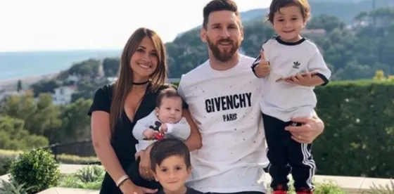 La postal navideña de Lio Messi y su familia
