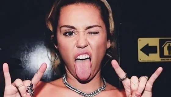 Miley Cyrus se casó en secreto (Fotos)