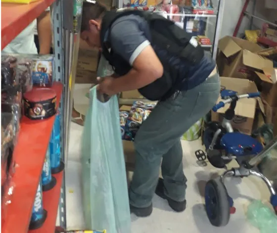 Clausuraron un local que vendía pirotecnia en Orán                                      