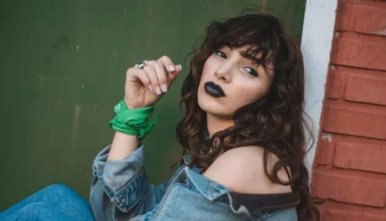 Thelma Fardín y una acción solidaria para ayudar a otras mujeres