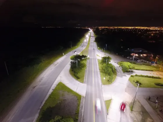 Concluyó la instalación de luces LED en Avenida Perón