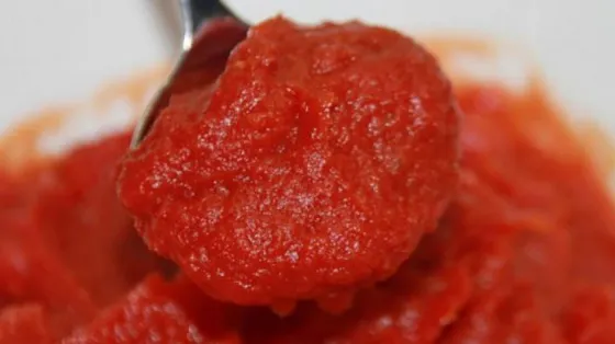 Prohíben la venta de un tomate triturado