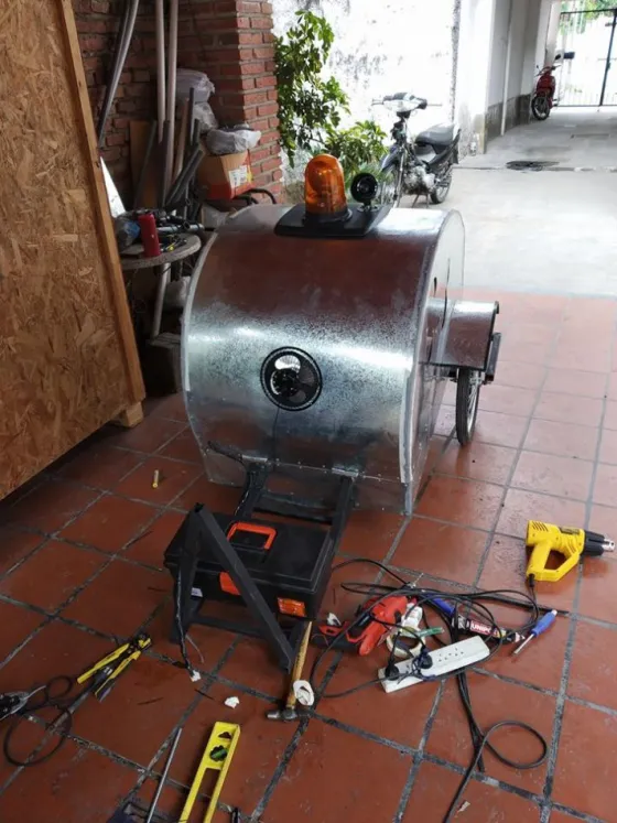 Salta tiene la primera “moto ambulancia” para mascotas