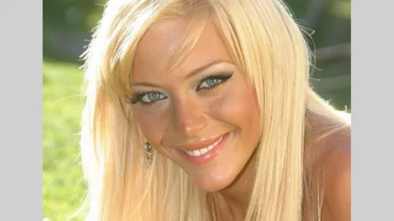 Evangelina Anderson y un look muy sexy para andar en bicicleta