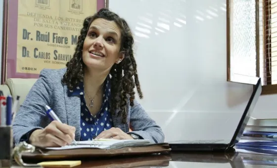Cristina Fiore: “Los paros, despidos y movilizaciones no se dan en Salta”