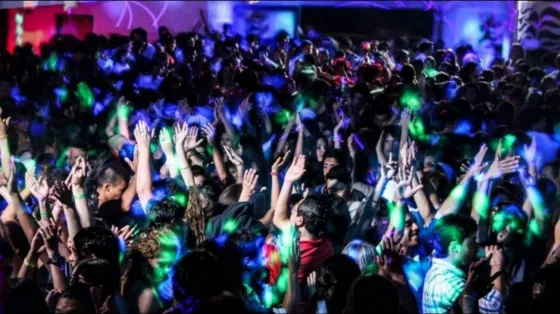 La Municipalidad clausuró un boliche en el que había 80 menores