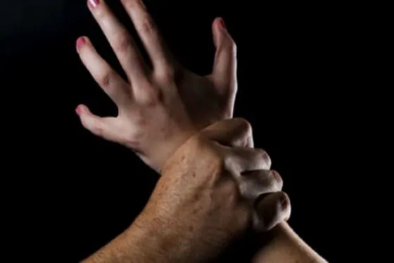 Intento de femicidio: Quiso ahorcar a su ex pareja con un cable