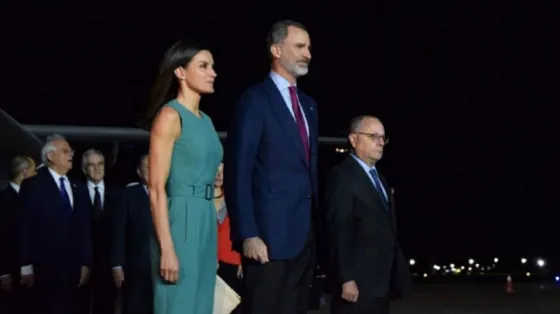 Papelón en el recibimiento de los reyes de España en Argentina