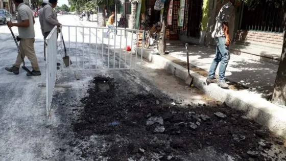 ¡El colmo! En Güemes pintaron una calle para que parezca pavimento
