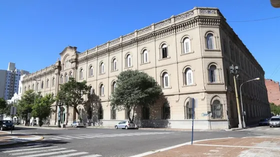 Escándalo: Docente mantenía relaciones con su alumno de 14 años