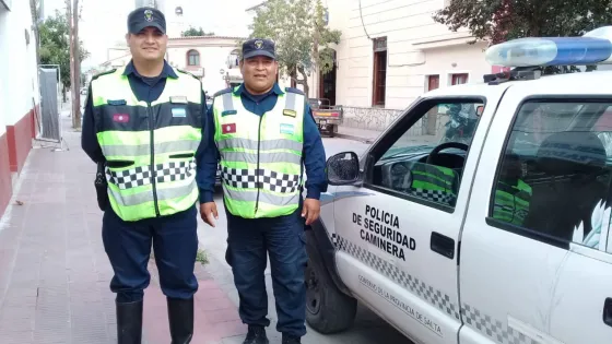 Una mujer dio a luz en un móvil policial                 