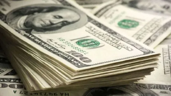 El dólar vuelve a subir y supera los $43