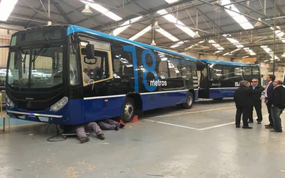 Pese al caos vehicular, defienden la llegada de los colectivos fuelles