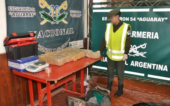 Detuvieron un hombre con 43 kilos de marihuana en Aguaray