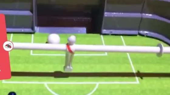 Modificaron un metegol para recrear el gol del Pity ante Boca