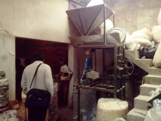 Clausuraron una fábrica de golosinas en barrio Lamadrid