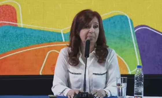 Cristina Kirchner habló de la necesidad de lograr un “contrato social”. VIDEO
