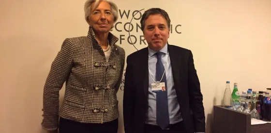 Dujovne asegura que el país no tiene que reestructurar su deuda