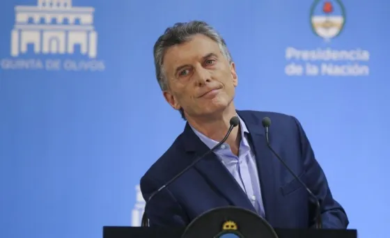 Macri saludó a la Cruz Roja y luego lo escracharon públicamente