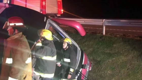 Volcó un colectivo que llevaba a adolescentes argentinos en Uruguay