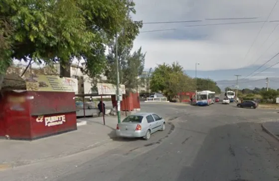 En zona sur vecinos denuncian calles cortadas sin señalizar