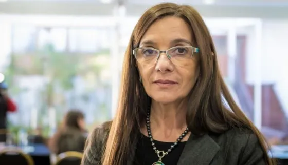 Conflicto docente: La ministra Analía Berruezo faltó al Senado