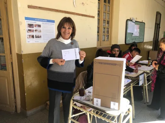 Vicky Cornejo: "Tenemos que ir a votar que país queremos"