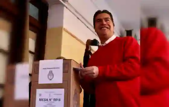 En Chaco, un fiscal fue detenido por ingresar con un cuchillo