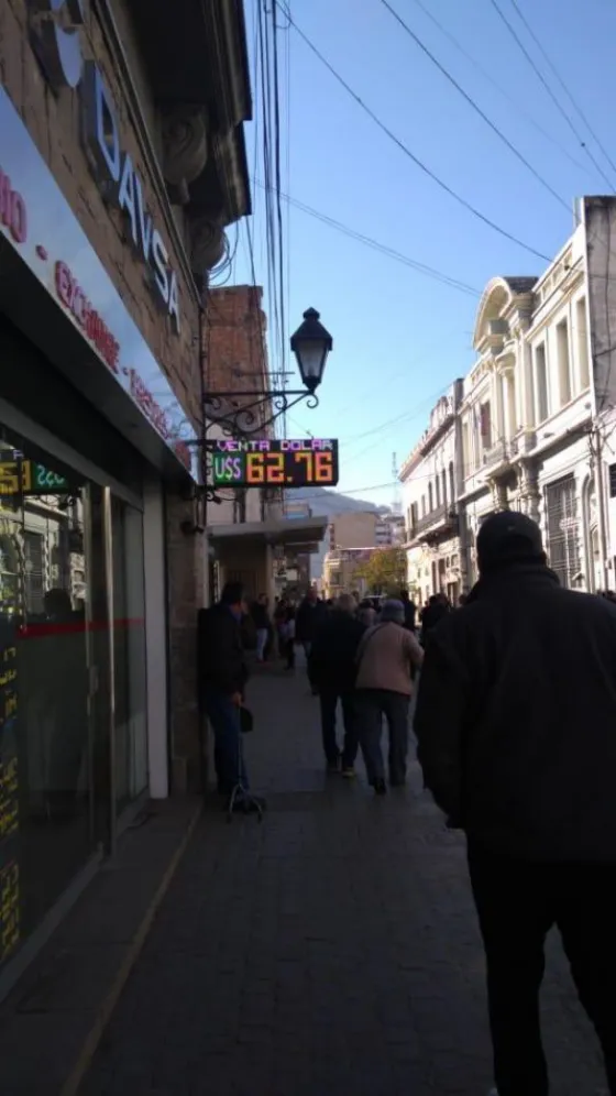El dólar en Salta ya superó los $60