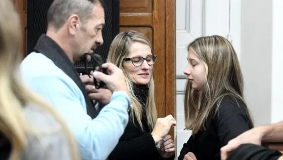 Los padres de Nahir Galarza furiosos con los medios