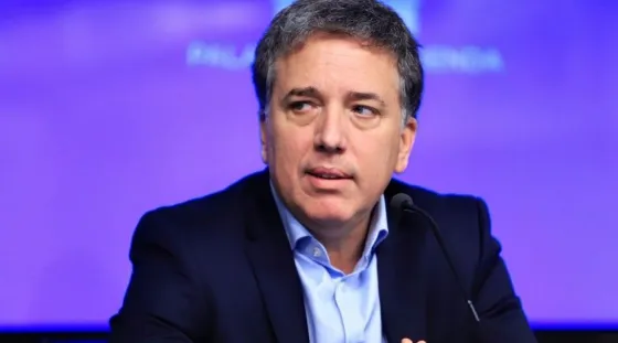 Por decreto, Macri le agradeció a Dujovne por "los valiosos servicios prestados"