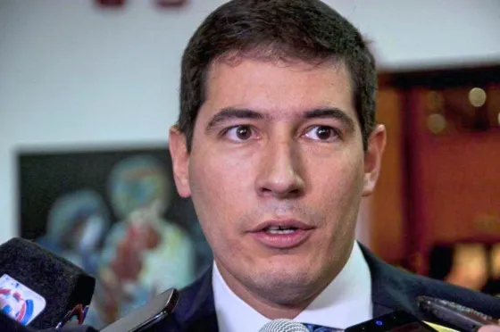 Caso Gallardo: ¿Le pidieron la renuncia al ministro Carlos Oliver?