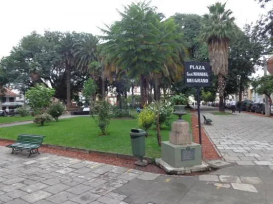 Instalaron una feria en Plaza Belgrano por el Día de la Salud Sexual