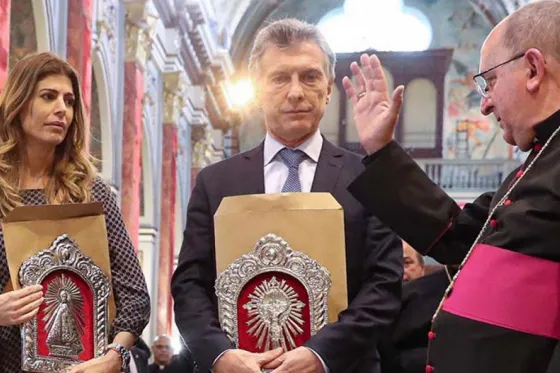 Cargnello le dijo a Macri que "los pobres no son una molestia, son una oportunidad"