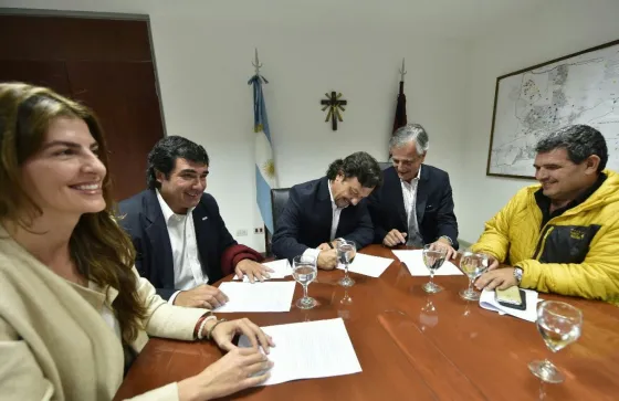 Se acabaron los ruegos de Urtubey: Durand Cornejo se va con Sáenz y Bettina Romero