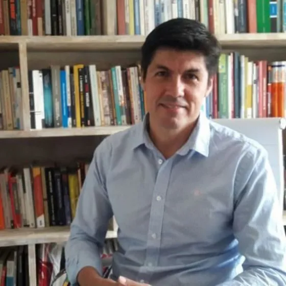 "Quiero que Salta integre la Argentina que se pondrá de pie con Alberto Fernández"