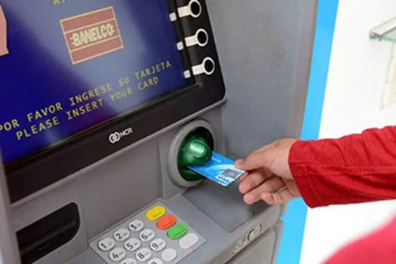 Administrativos cobran hoy el sueldo con un 4% de aumento