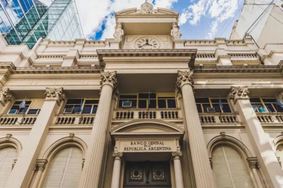 El mercado prevé dólar a $65 en diciembre