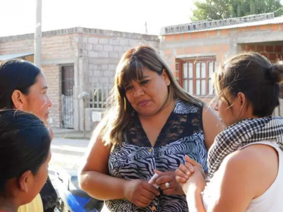 Edith Cruz desmiente haber regalado bolsones en Rivadavia