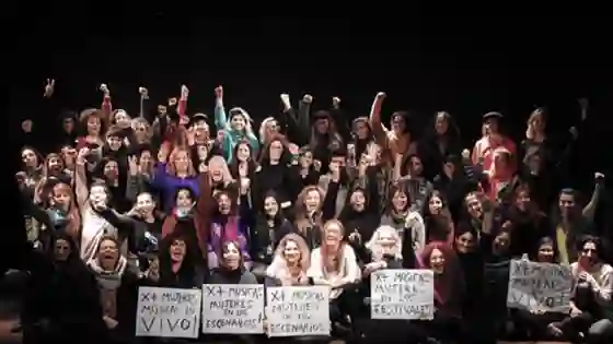 Aprobaron la Ley de Cupo Femenino en los escenarios